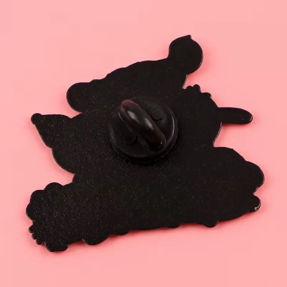 HELLO KITTY & Friends Enamel Lapel Pin‎ Brooch (NEW & SO CUTE!)